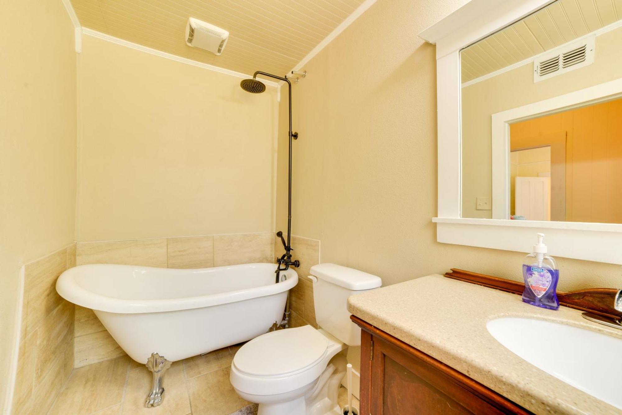 Cozy Thomasville Cottage - Walk To Downtown! Εξωτερικό φωτογραφία